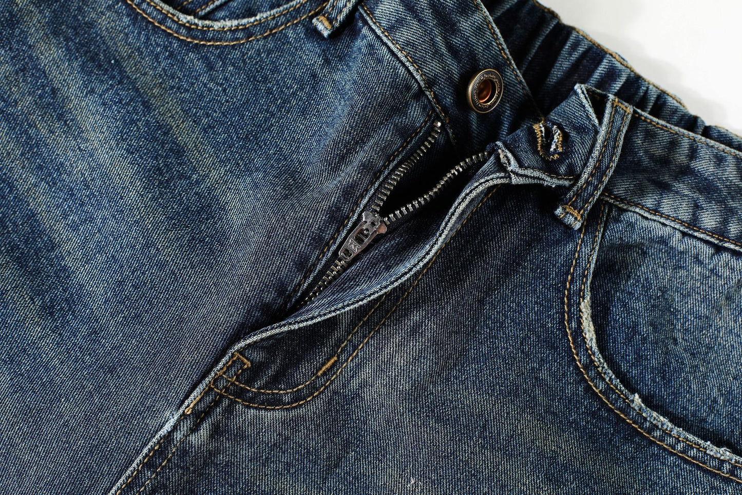 Washed Pleats Patchwork Wide Leg Denim Jeans WN26071