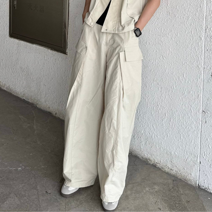 Standing-Collar Sleeveless Multi-Pocket Jacket & Multi-Pocket Wide Leg Cargo Pants Setup WN25236
