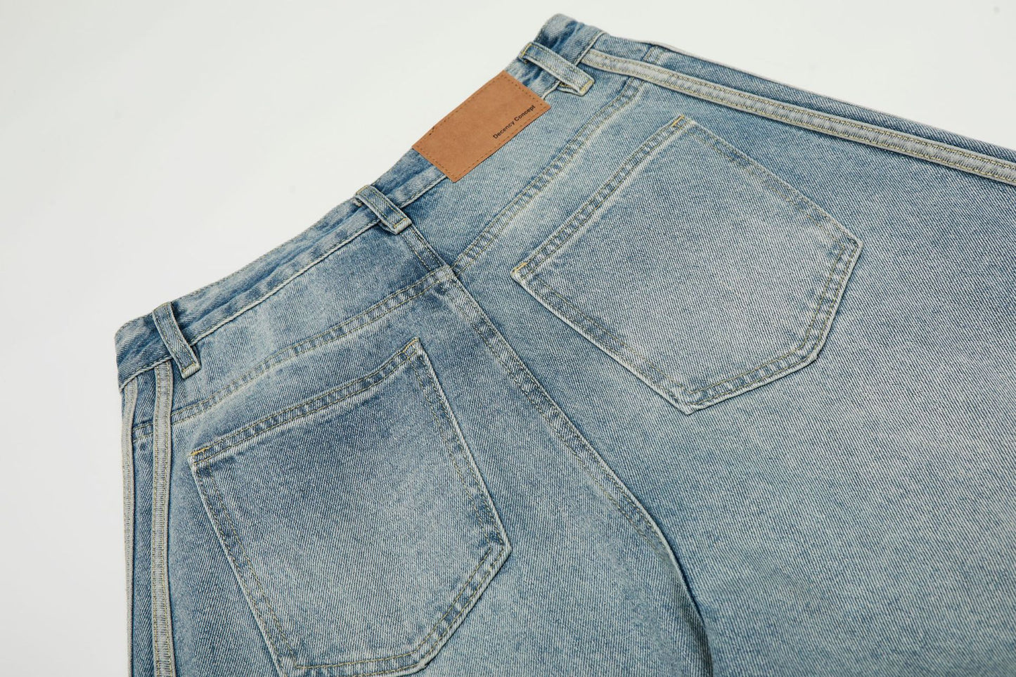 Washed Side Stripe Curved Denim Jeans WN26151