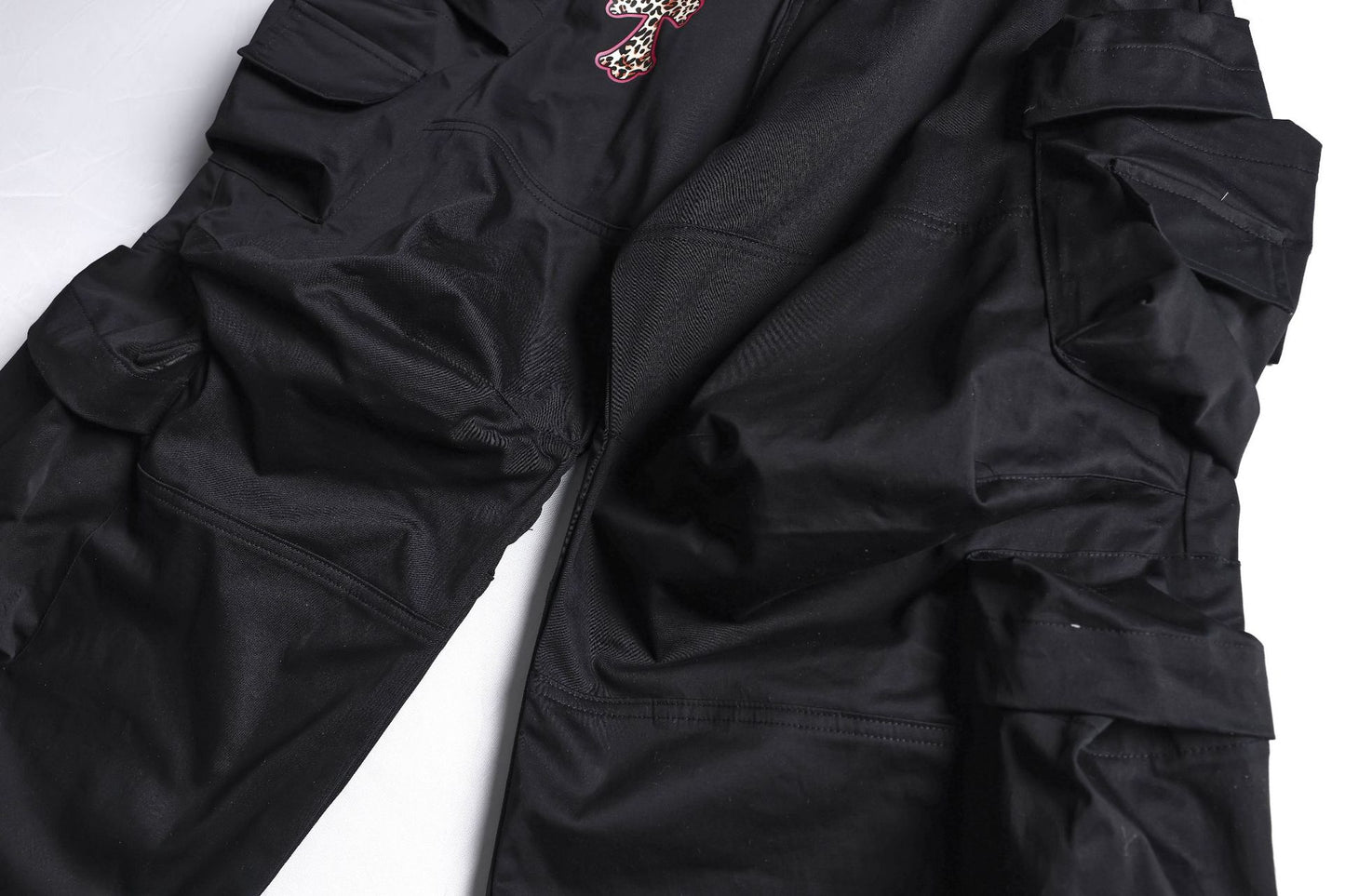 Multi Pocket Letter Print Straight Cargo Pants WN25988