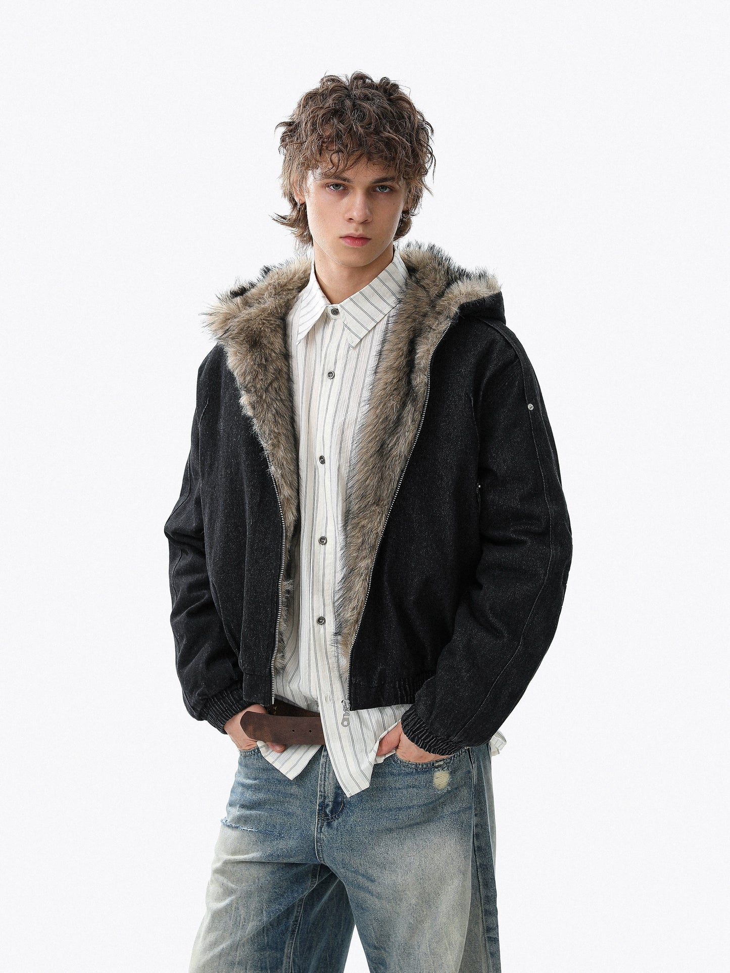 Fake Fur-Collar Deconstructed Thick Denim Jacket WN22110