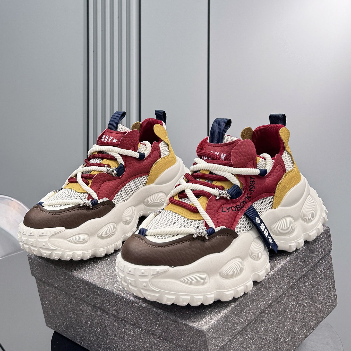 Mesh Rope Lace Chunky Sole Sneakers WN24593