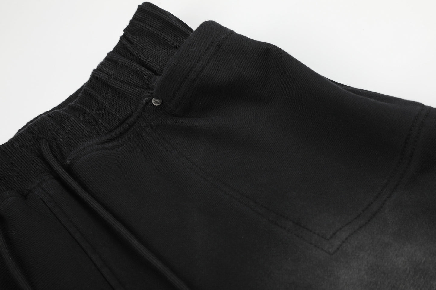 Washed Wide Leg Half Sweatpants WN26127