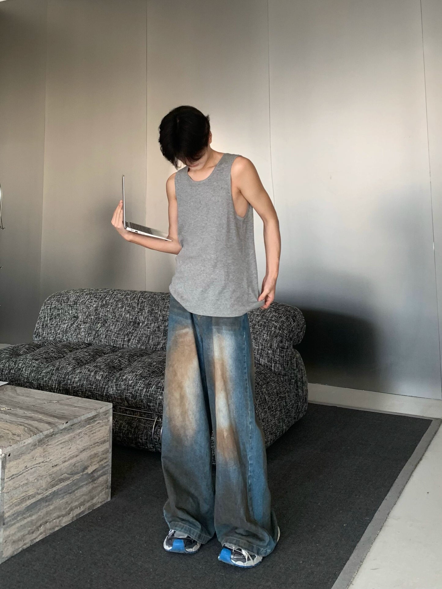 Plain Sleeveless T-Shirt WN19796