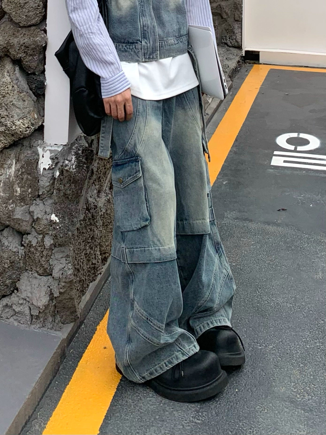 Washed Patchwork Hooded Denim Vest & Cargo Denim Jeans Setup WN19774