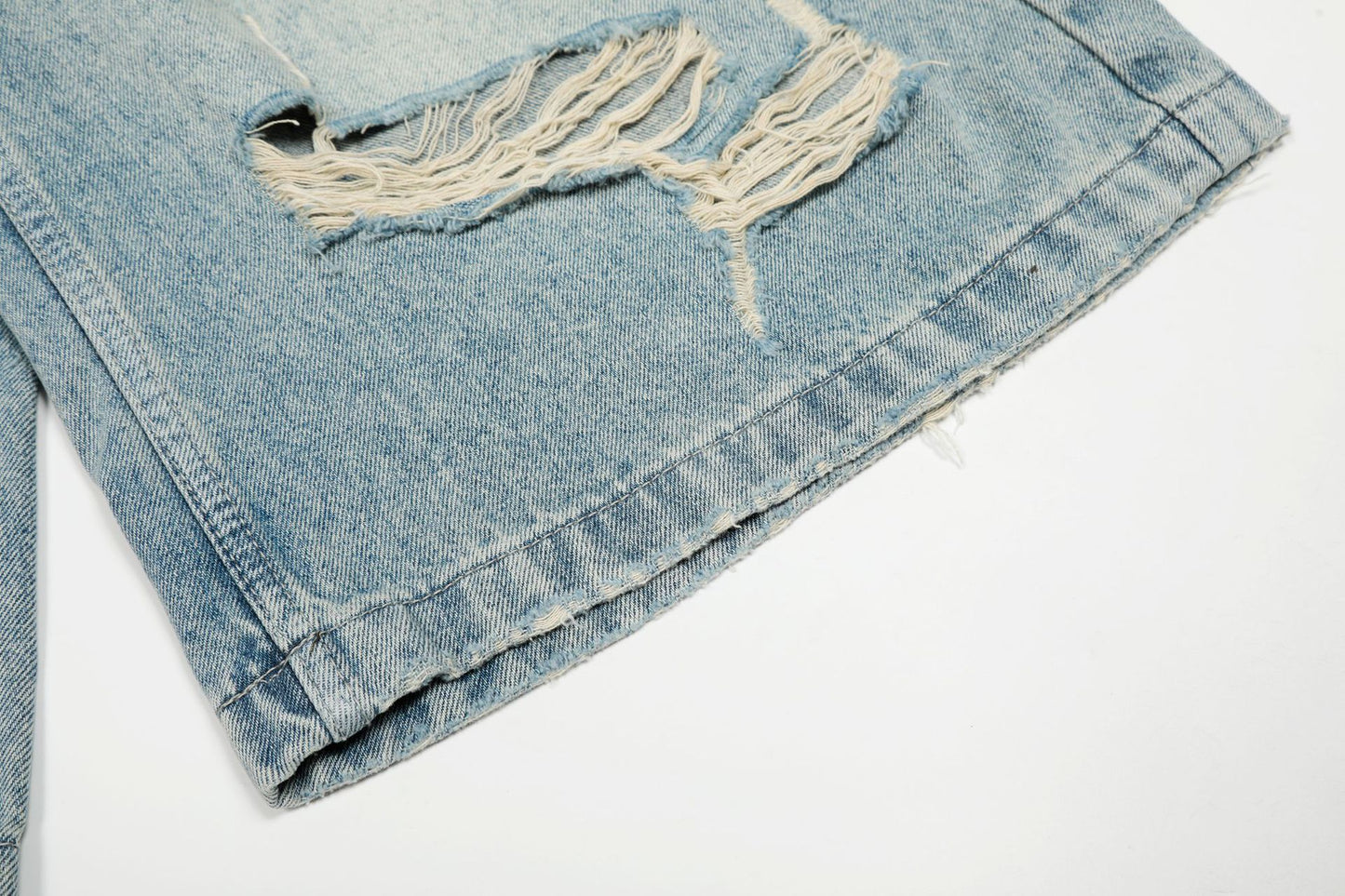 Cropped Damage Washed Half Denim Jeans WN26786