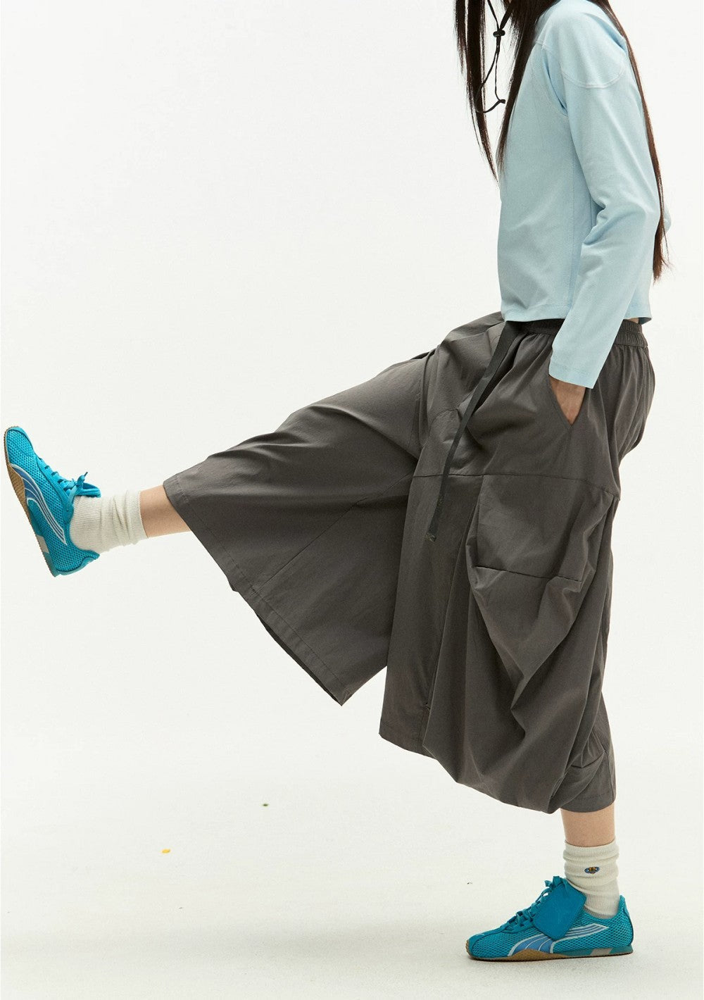 Utility 3D Pocket Wide Leg Cargo Half Pants WN27888