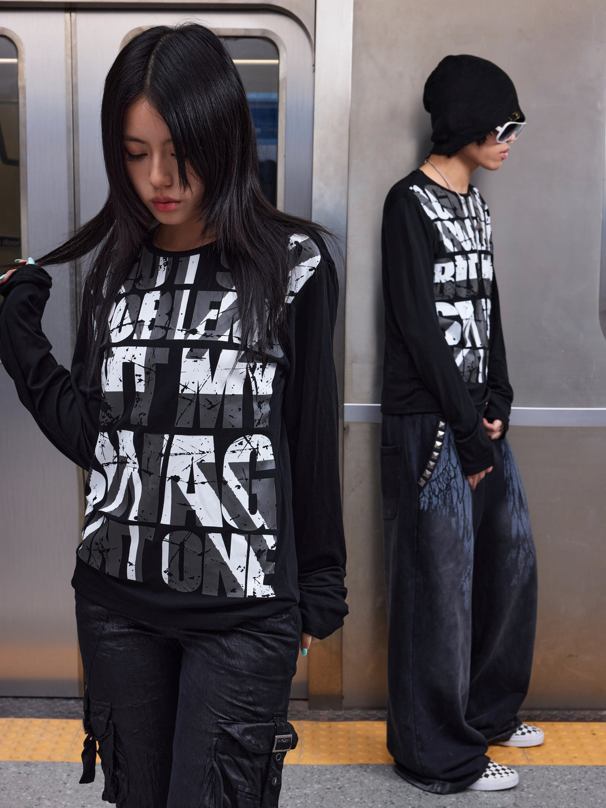 Typography Graphic Print Long Sleeve T-Shirt WN27197