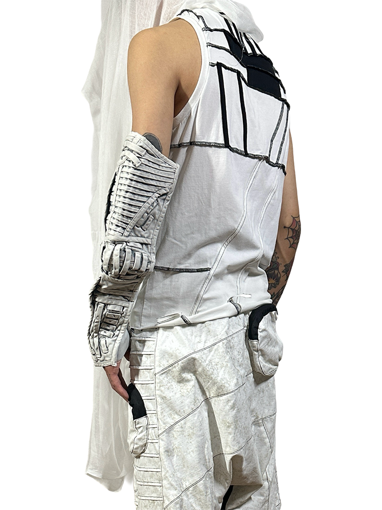 Faded Washed Hollow-Out Strap Mecha Arm Warmer WN21981