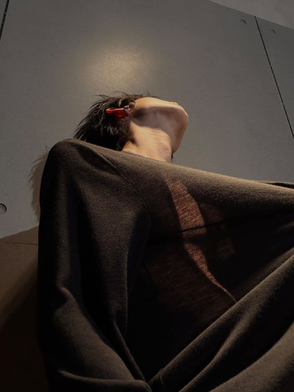 Deep V-Neck Breathable Oversize Long Sleeve T-Shirt WN27011