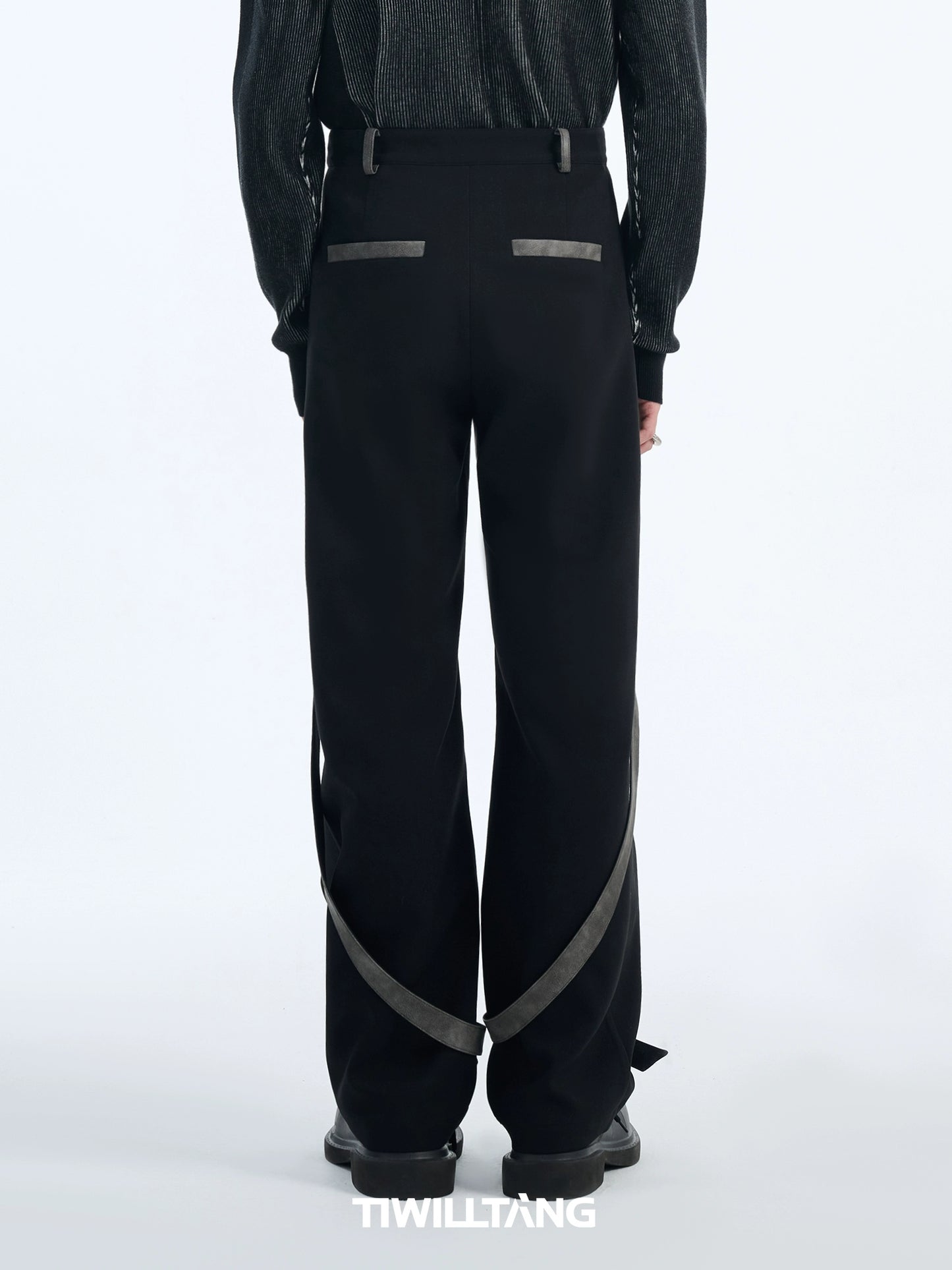 Strap-Detailed Adjustable Straight Contrast Pants WN10685