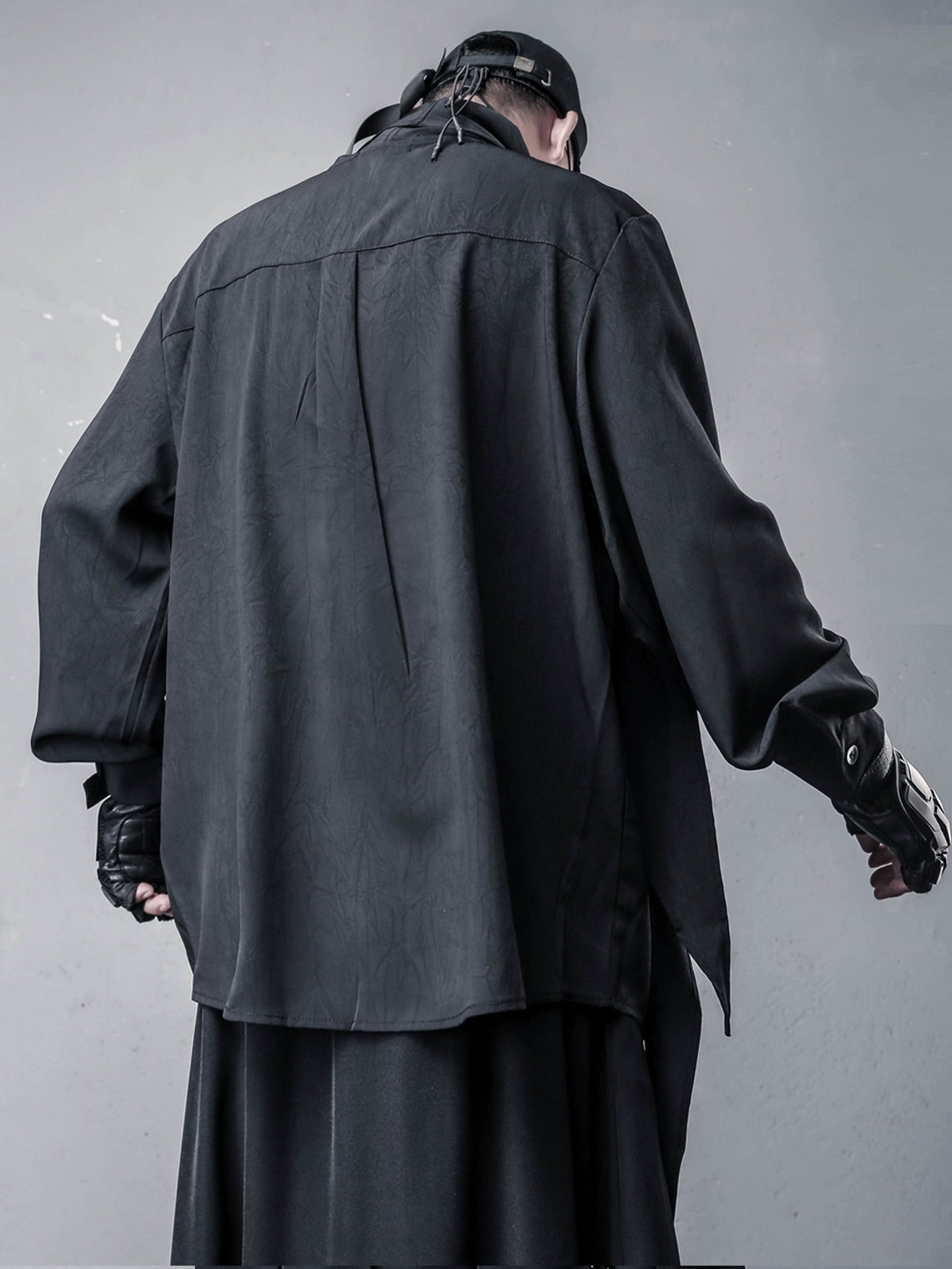 Avant-Garde Scarf Design Texture Long Sleeve Shirt WN22443