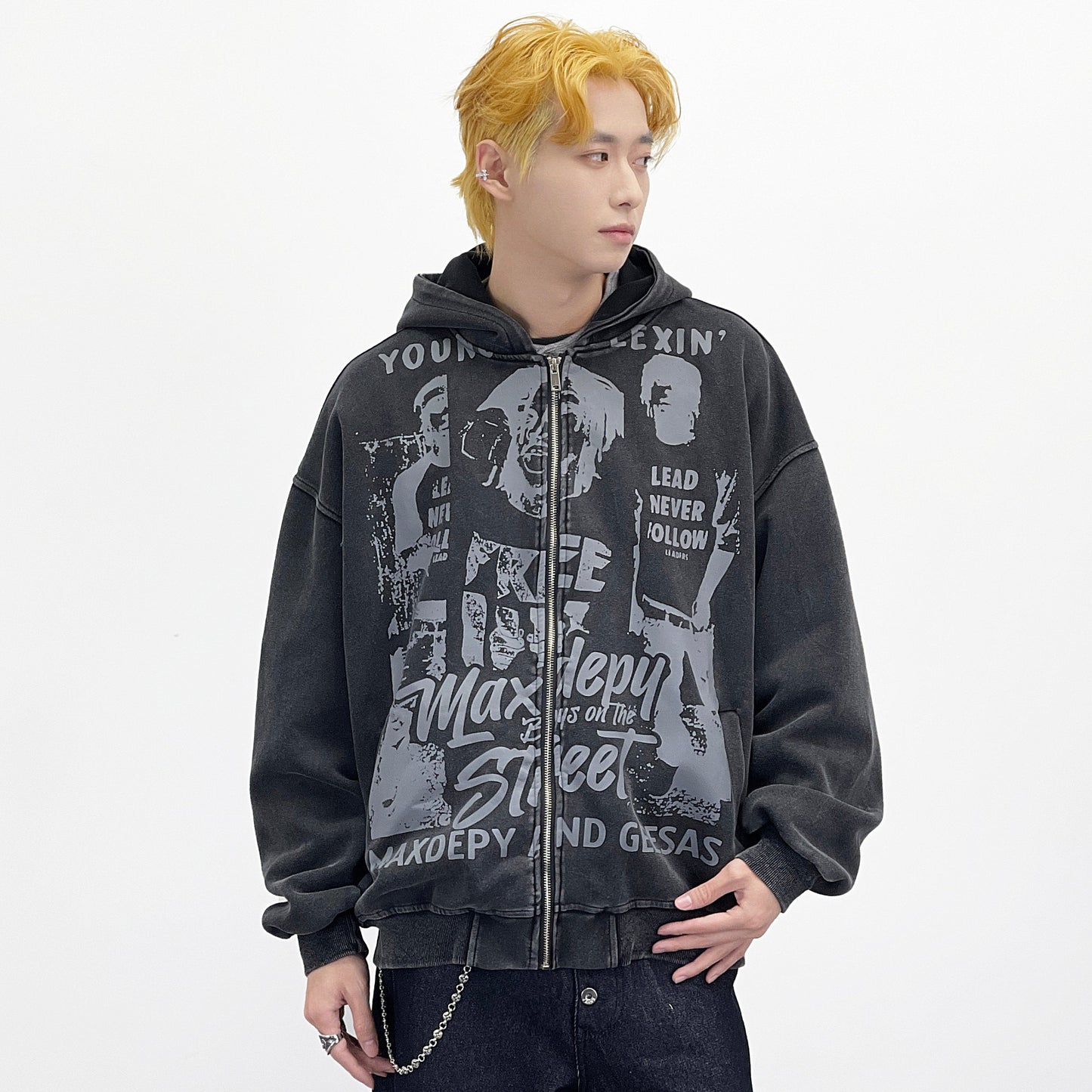 Portrait Letter Graffiti Print Zipper Hoodie WN24271