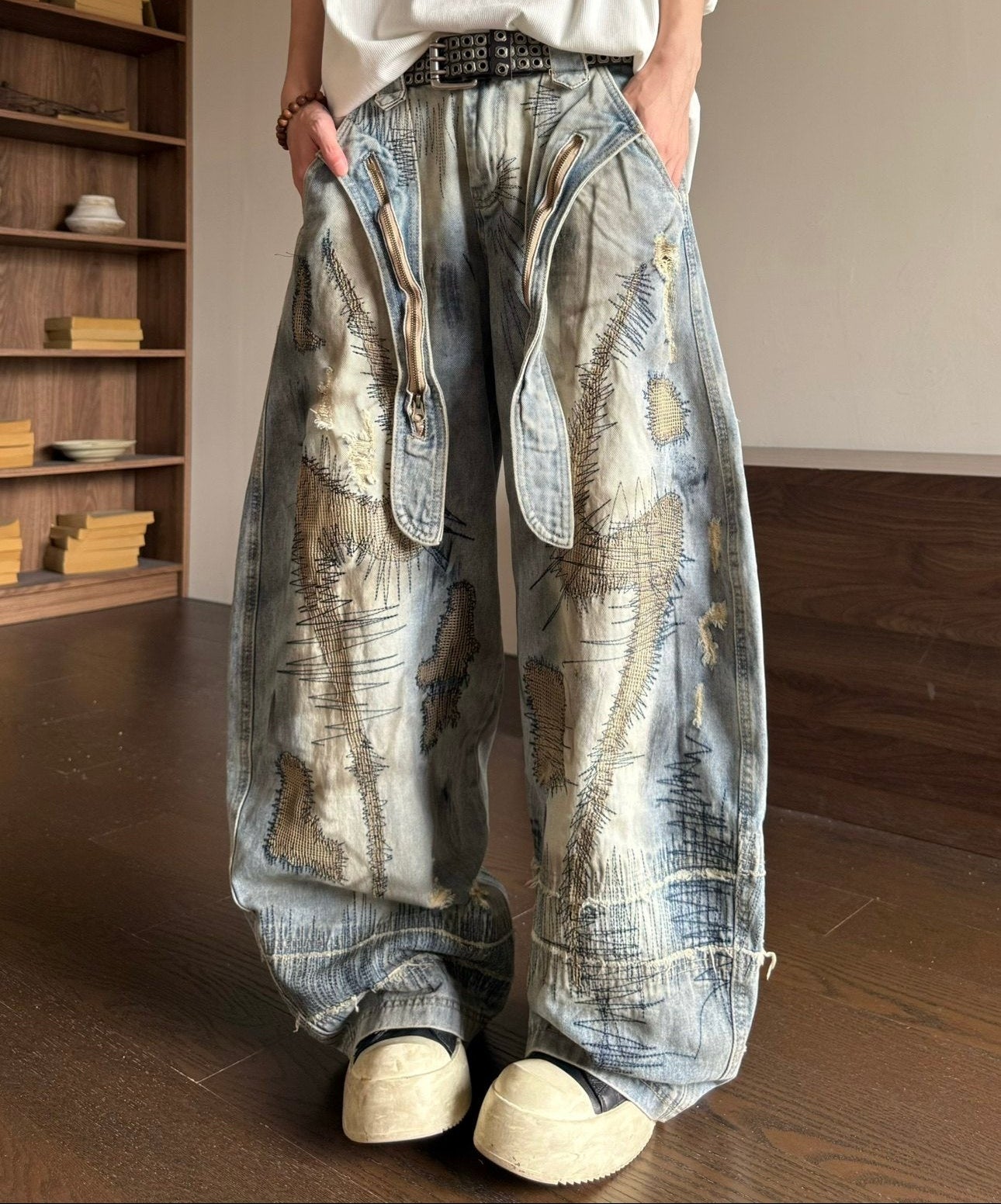 Random Stitch Embroidery Stain Damage Curved Wide Leg Denim Jeans WN23164