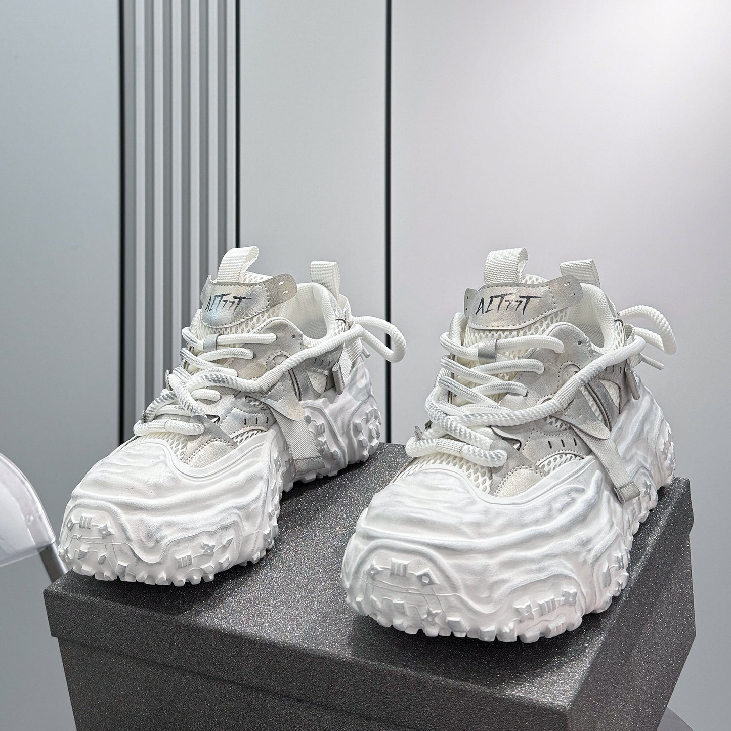 Breathable Thick-Sole Height-Increasing Dad Sneakers WN24761
