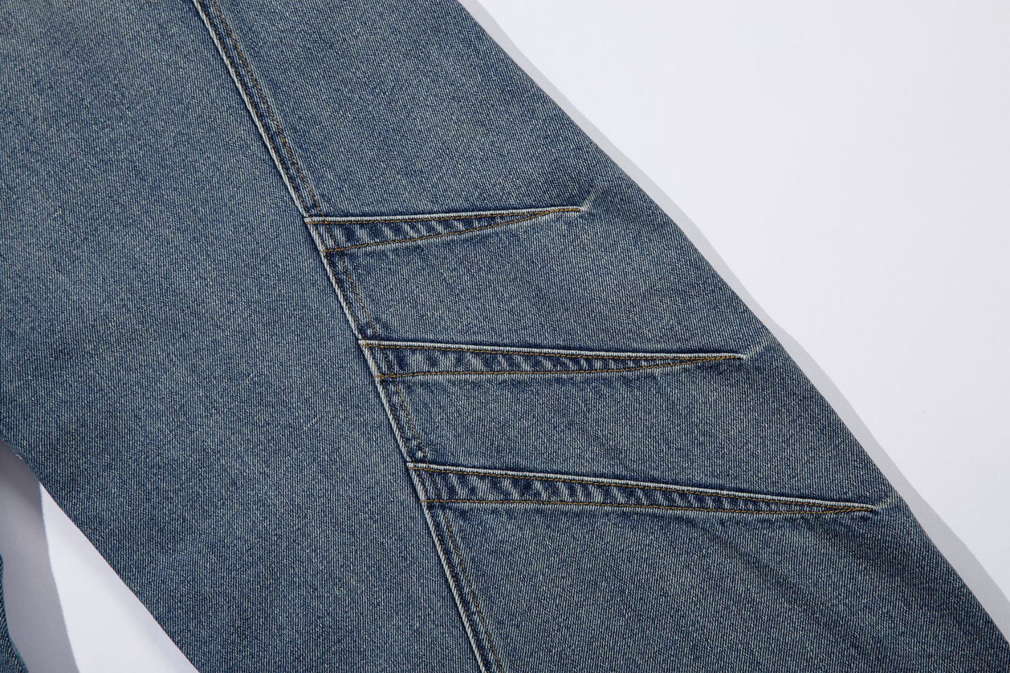Washed Split-Design Denim Jeans WN13119