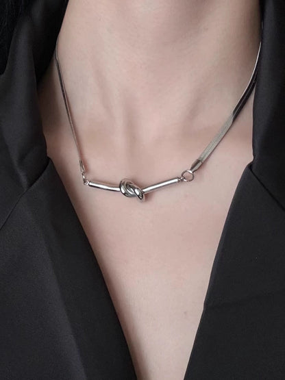 Knotted Snake Bone Titanium Steel Necklace WN19235