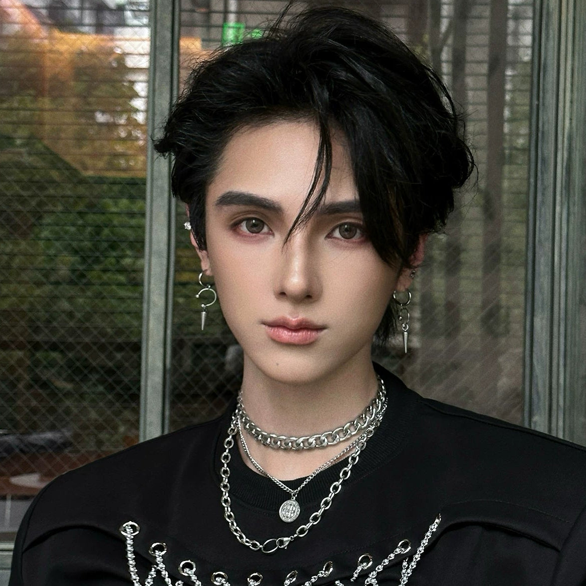 WN25085 Yang Yifan trendy brand necklace versatile personality men's necklace pendant hip-hop street fashion design sense coin pendant WN25085