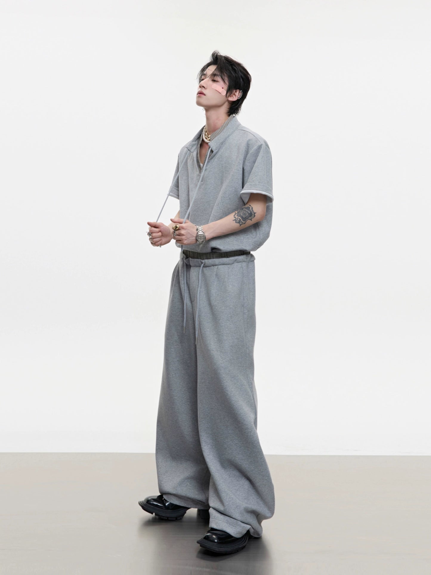 Houndstooth V-Neck Short Sleeve T-Shirt & Double Waistband Curved Hem Pants Setup WN18366
