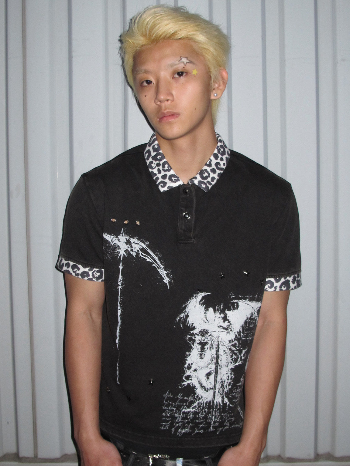 Leopard Collar Graphic Stud Short Sleeve Polo Shirt WN27152