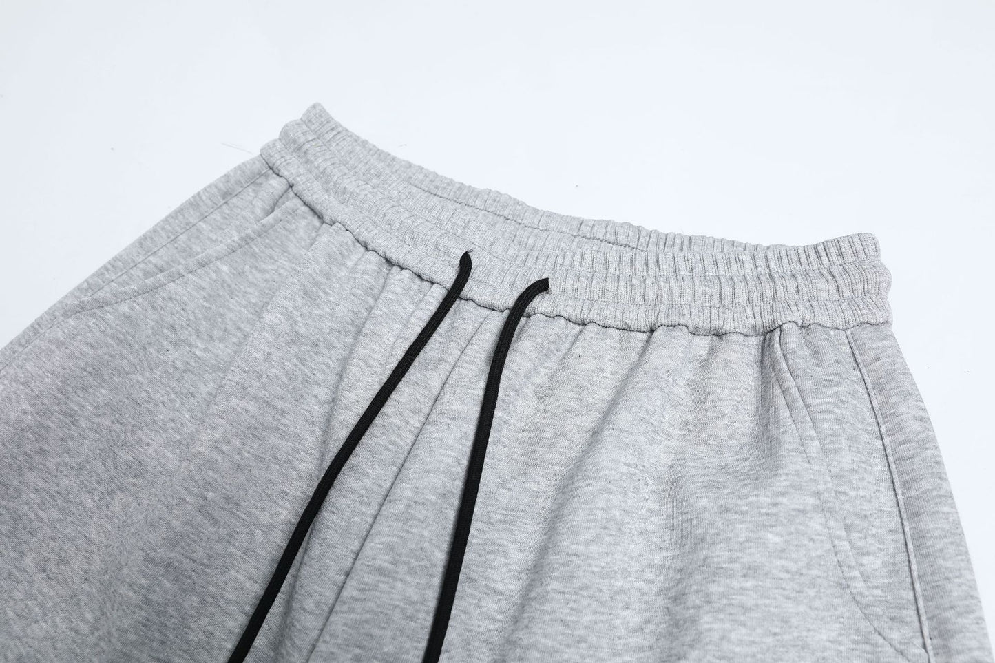 Deconstruction Curved Leg Wide Leg Sweatpants WN26160
