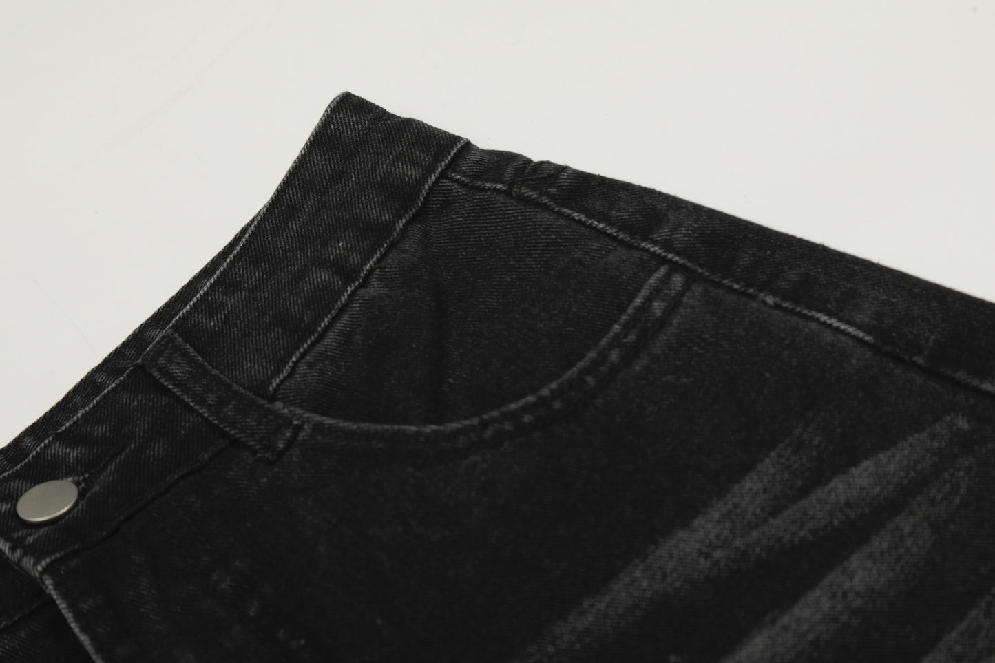 Washed Studs Detail Wide Leg Denim Jeans WN25403
