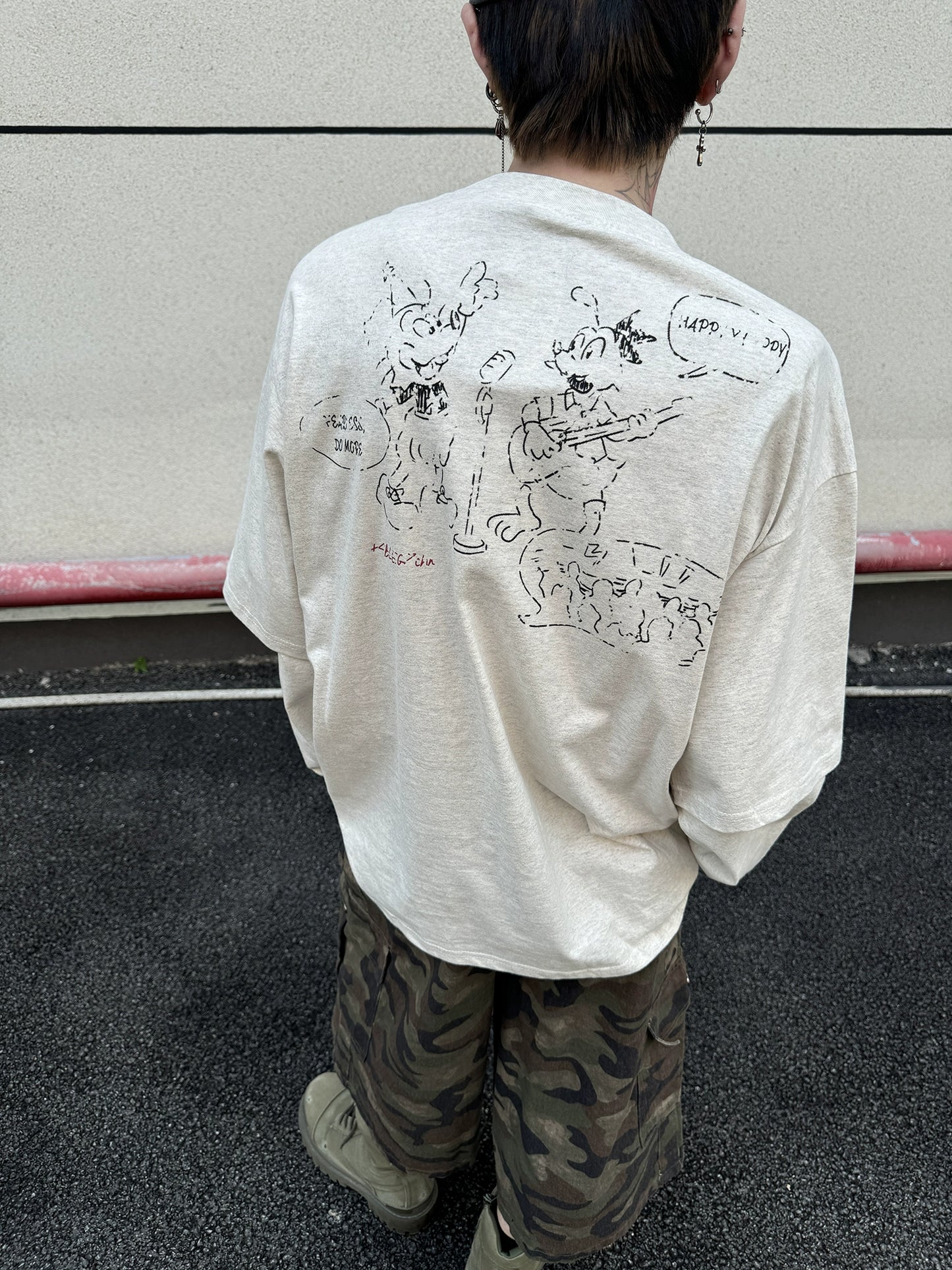 Fake Layered Back Graffiti Print Oversize Long Sleeve T-Shirt WN21154