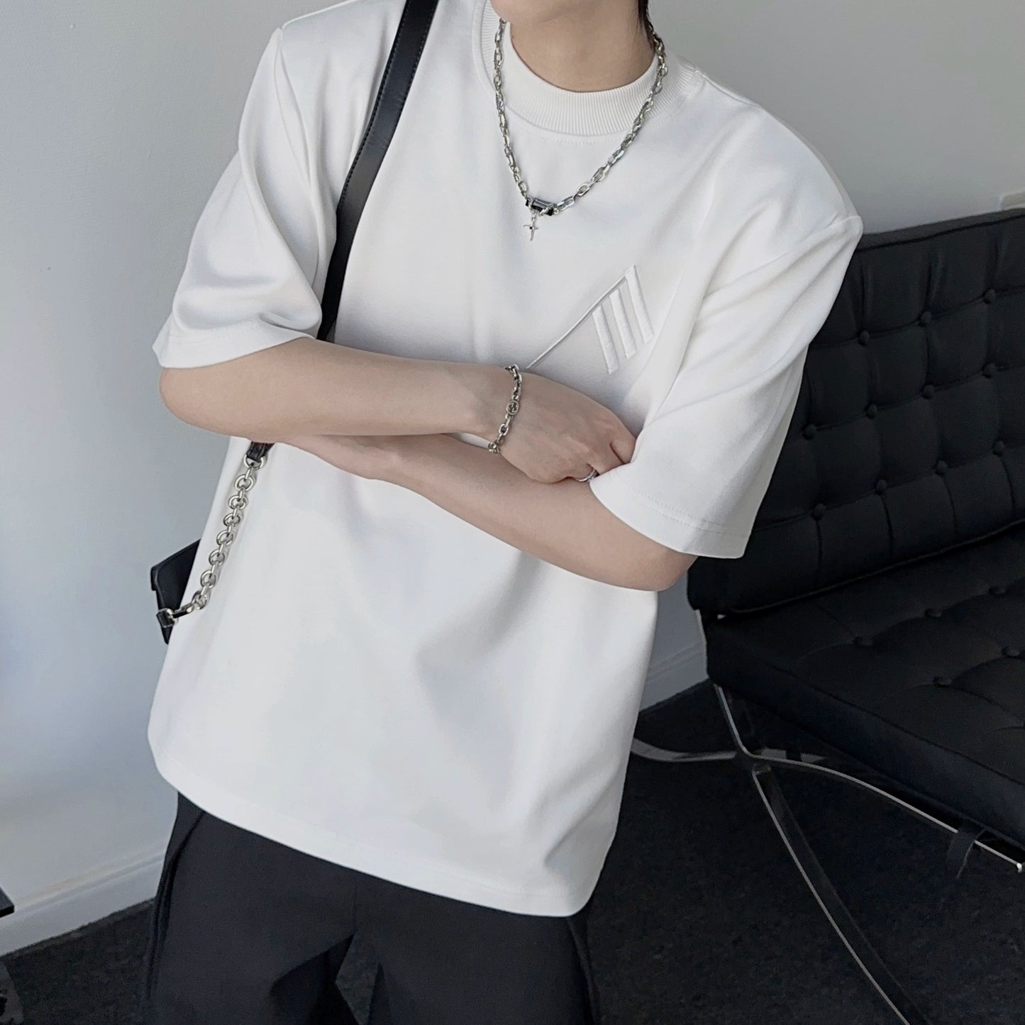 Oversized Shoulder Pad Short Sleeve T-Shirt WN19339