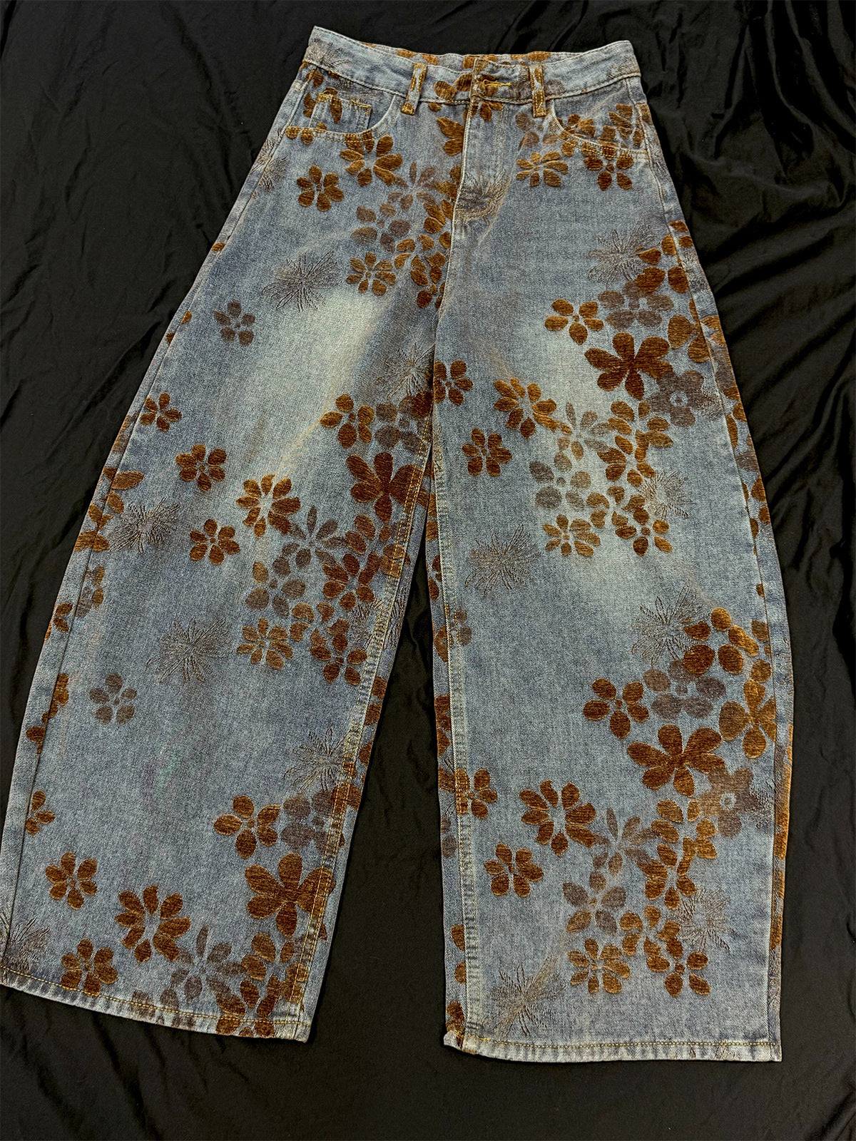 Flocked Wide Leg Curved Denim Jeans WN23031