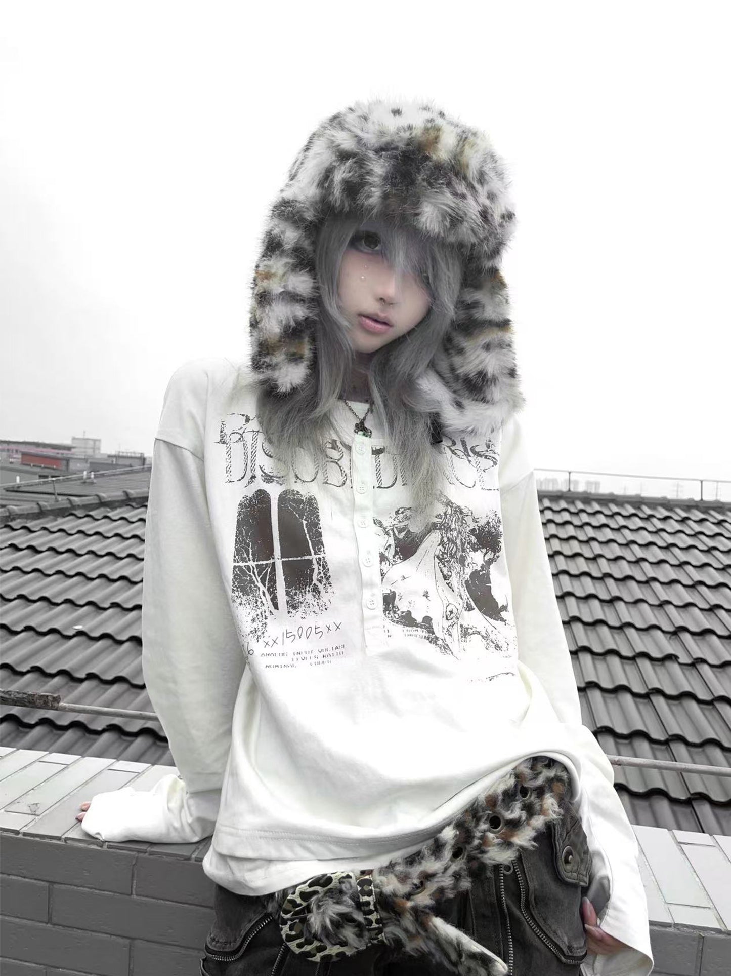 Graphic Print Henley Neck Long Sleeve T-Shirt WN15827