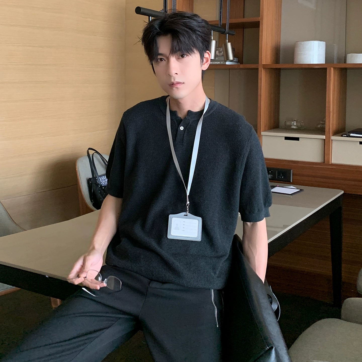 Lightweight Knit Short Sleeve T-Shirt WN20429