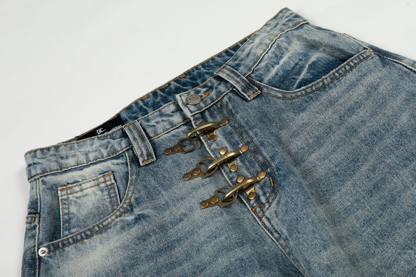 Washed Whisker Curved Denim Jeans WN25970