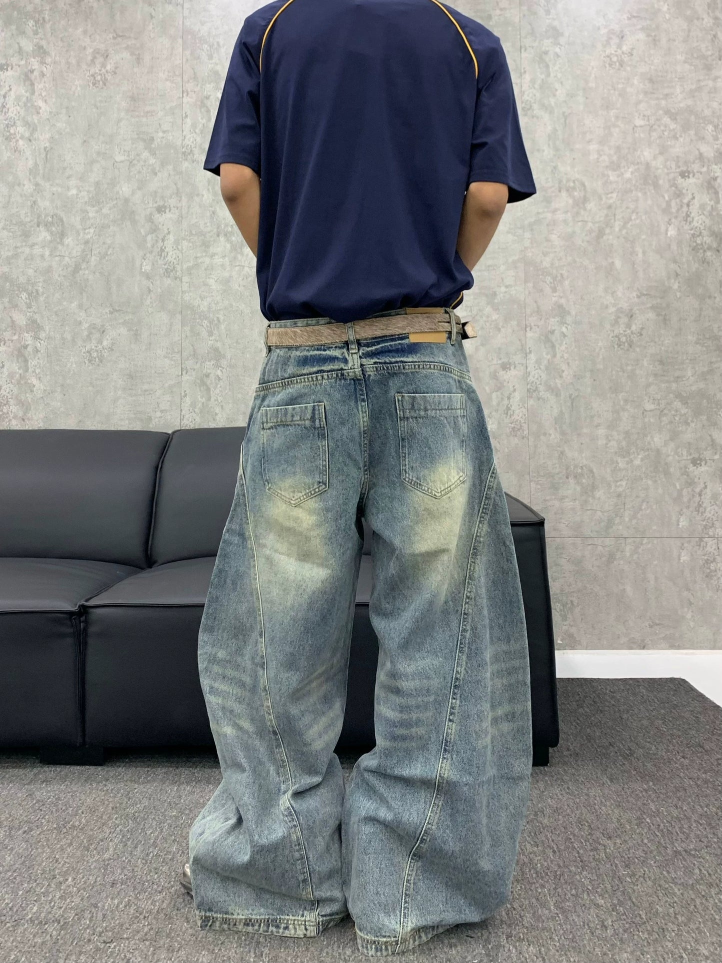 Curved Line Washed Wide Leg Denim Jeans WN22192