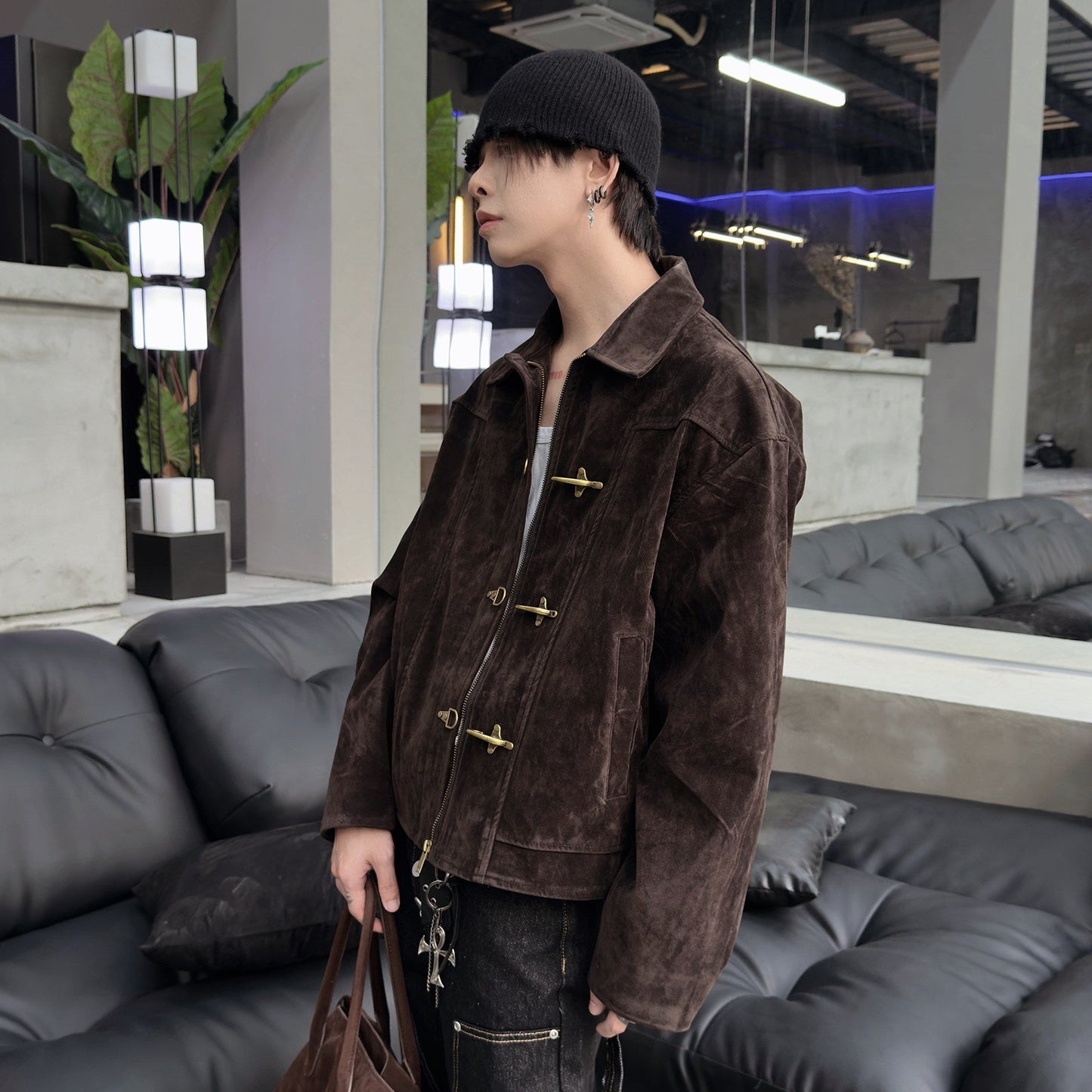 Toggle Closure Suede Short Jacket WN22955