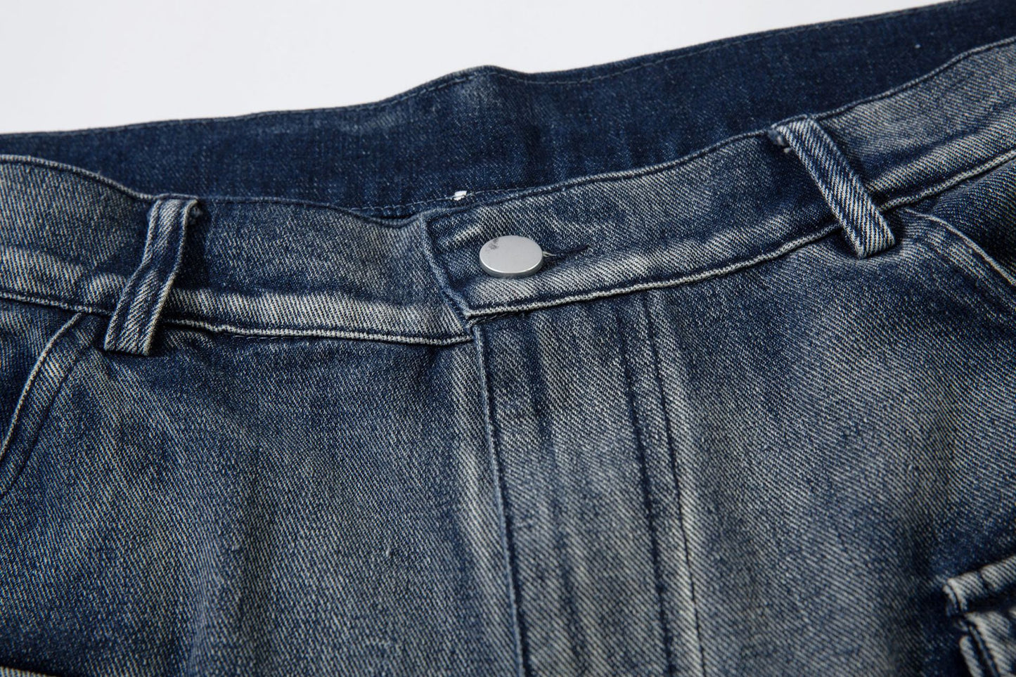Cargo Pocket Embroidery Wide Leg Denim Jeans WN25718