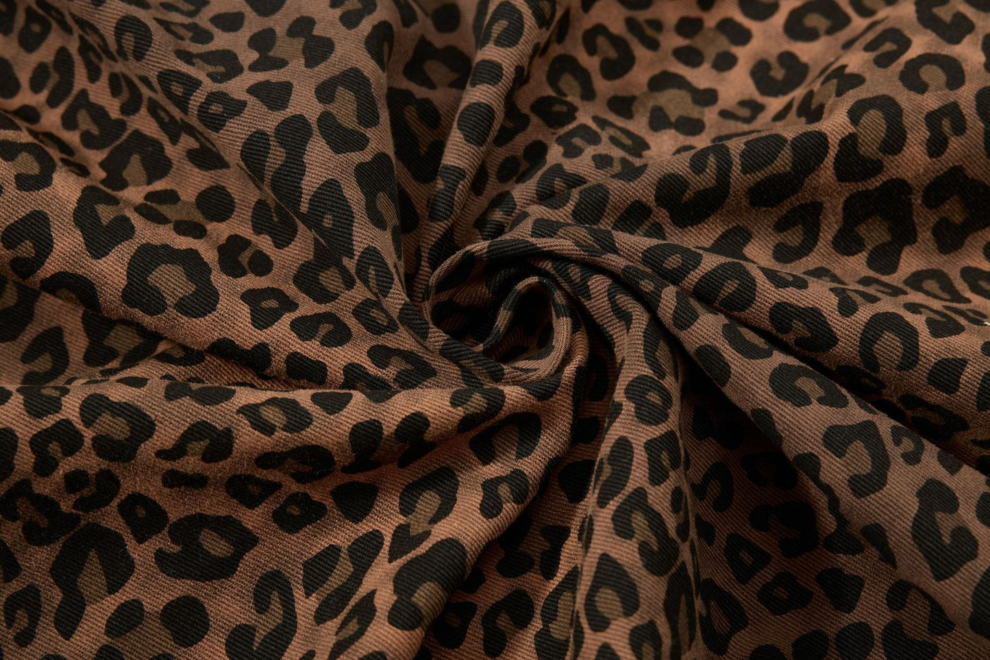Leopard Heart Patch Short Sleeve Shirt WN25556