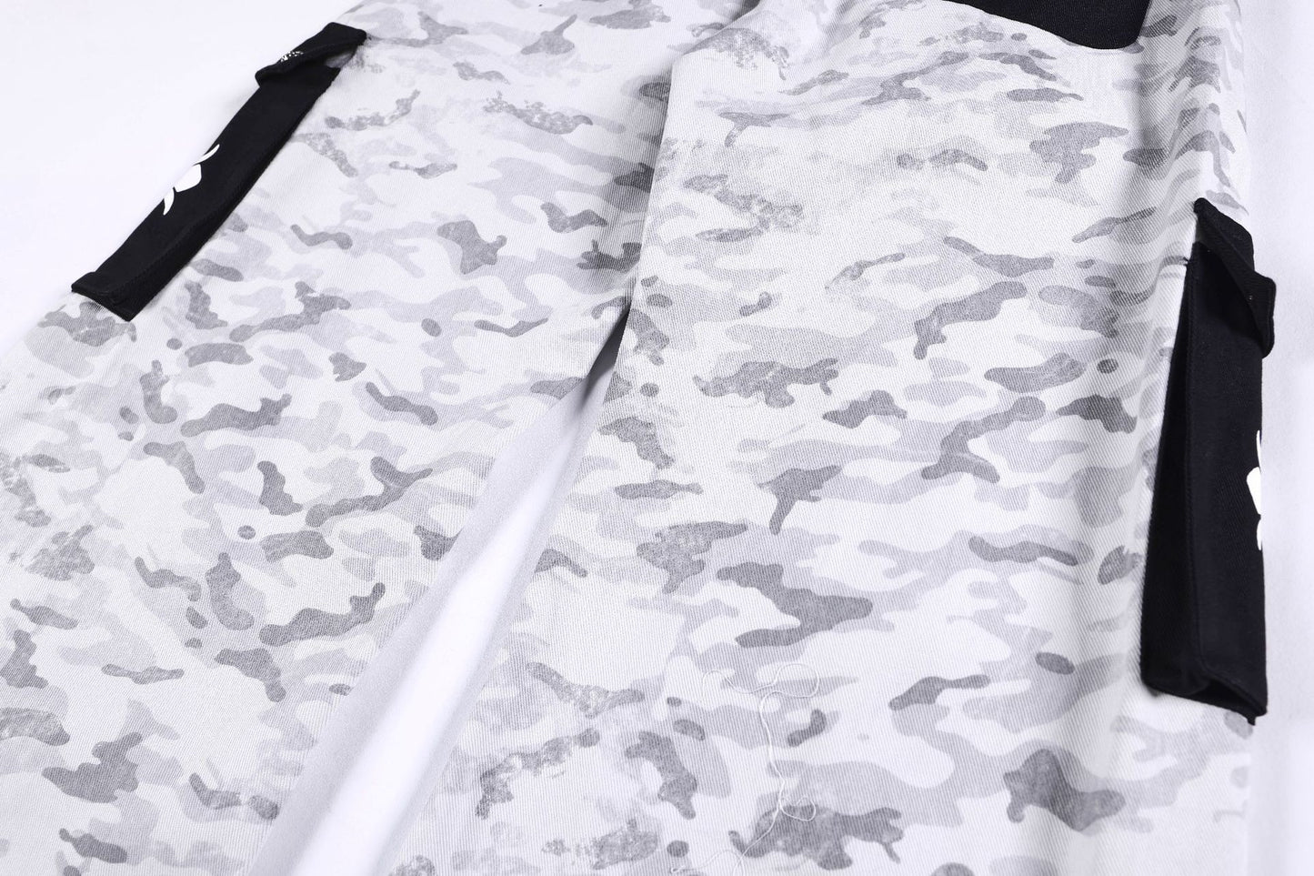 Camouflage Letter Print Cargo Pants WN26150
