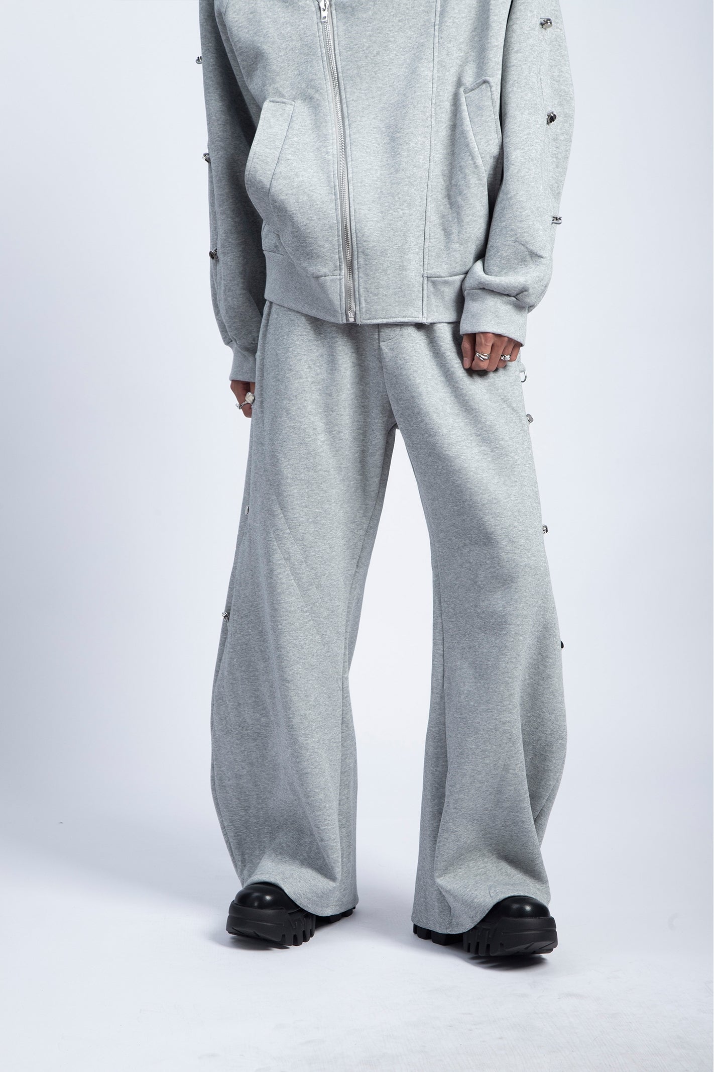 Metal Rivet Oversize Zipper Hoodie & Wide-Leg Pants Setup WN9221