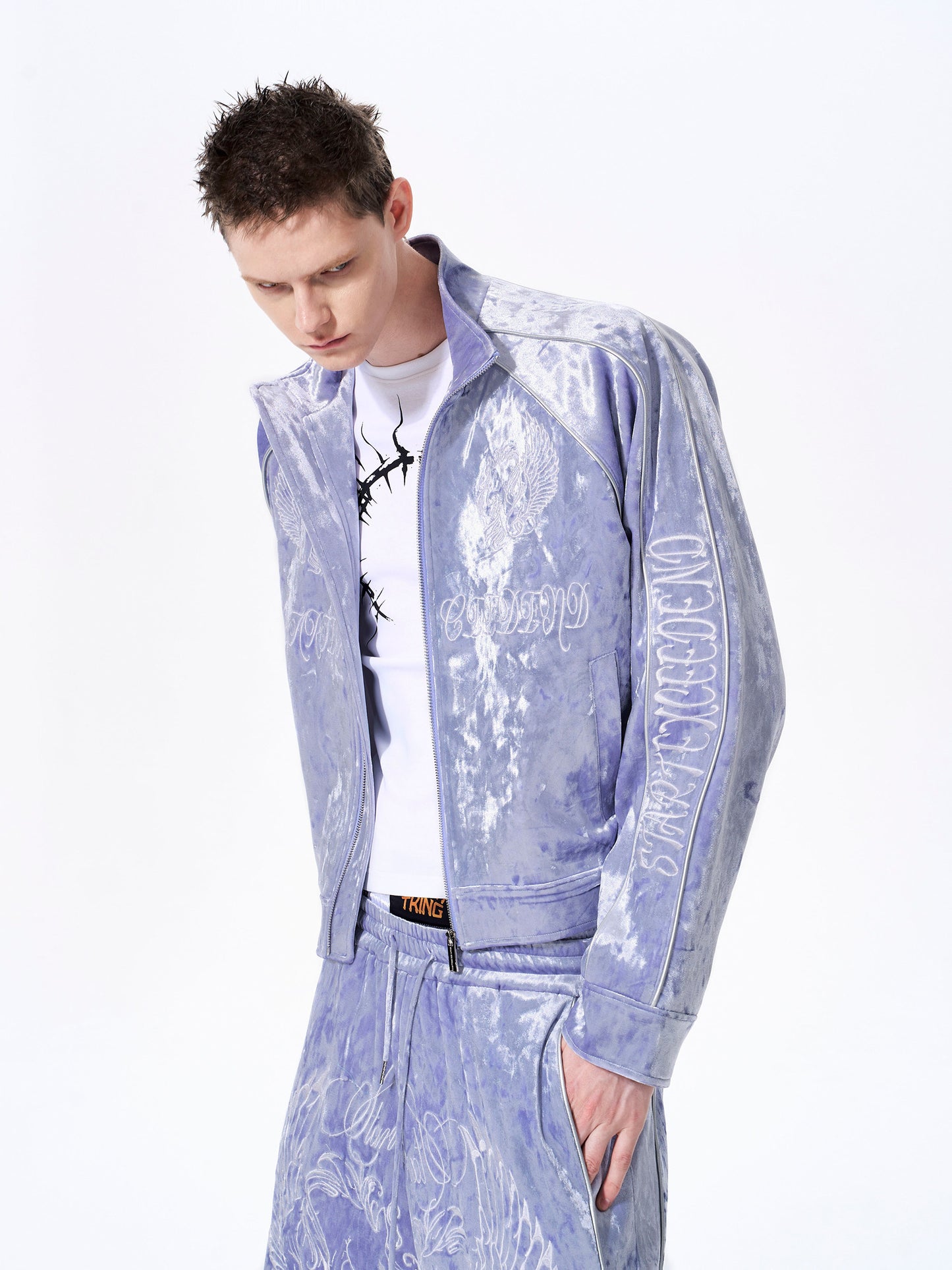 War Horse Embroidery Velvet Stand Neck Short Jacket & Pants Setup WN23277