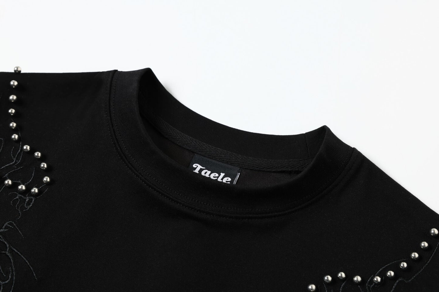 Rivet Design Short Sleeve T-Shirt WN25642