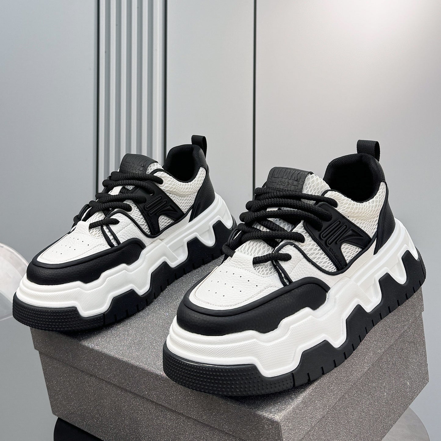 Mesh Panel Chunky Sole Sneakers WN24576