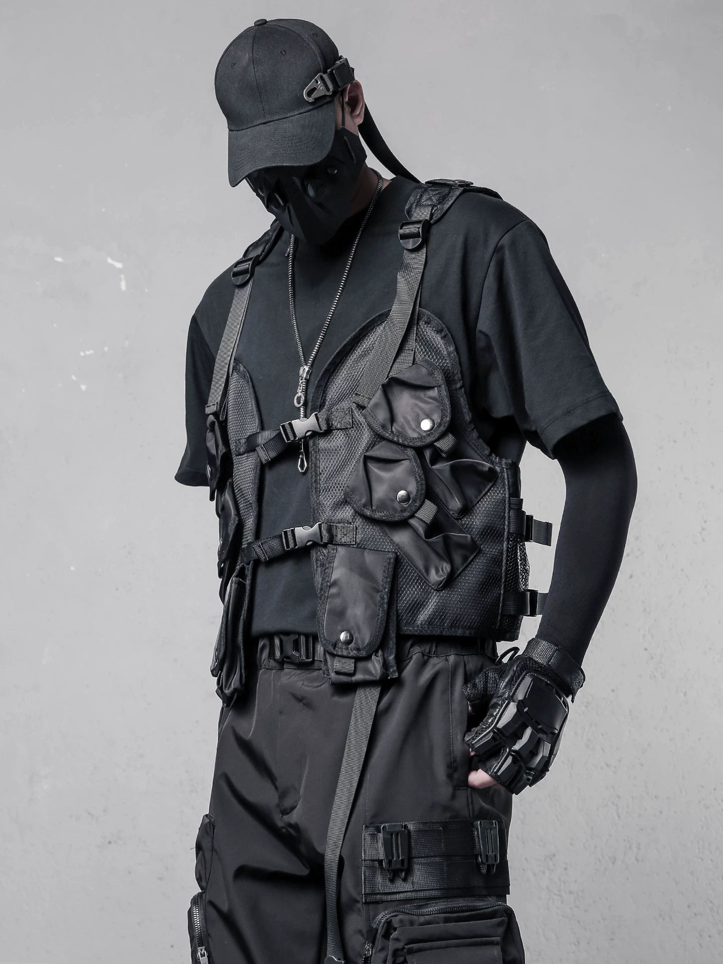 Tactical Bullet Pocket Waterproof Sleeveless Vest WN22531