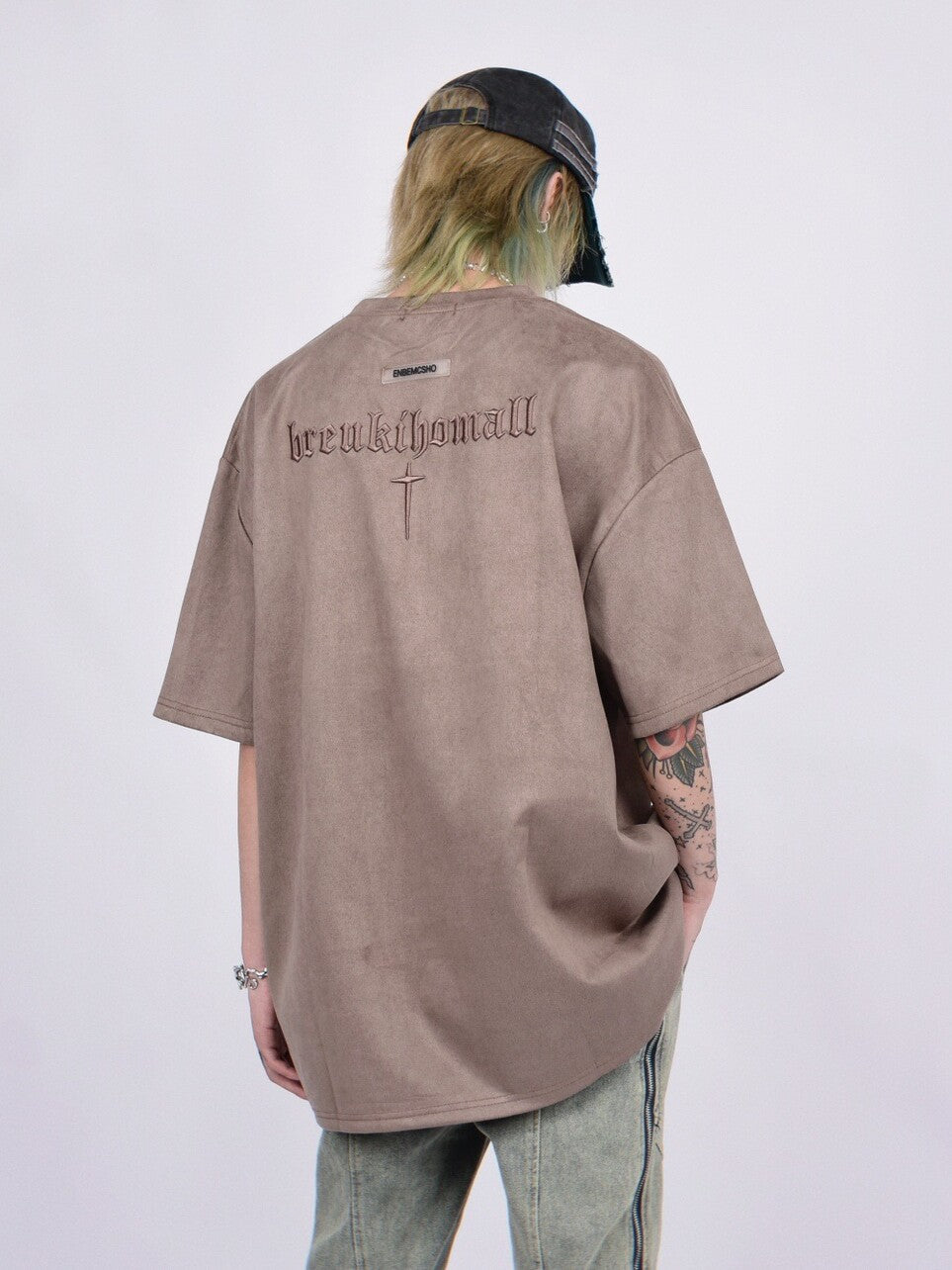 Suede Cross Embroidery Short Sleeve T-Shirt WN24457
