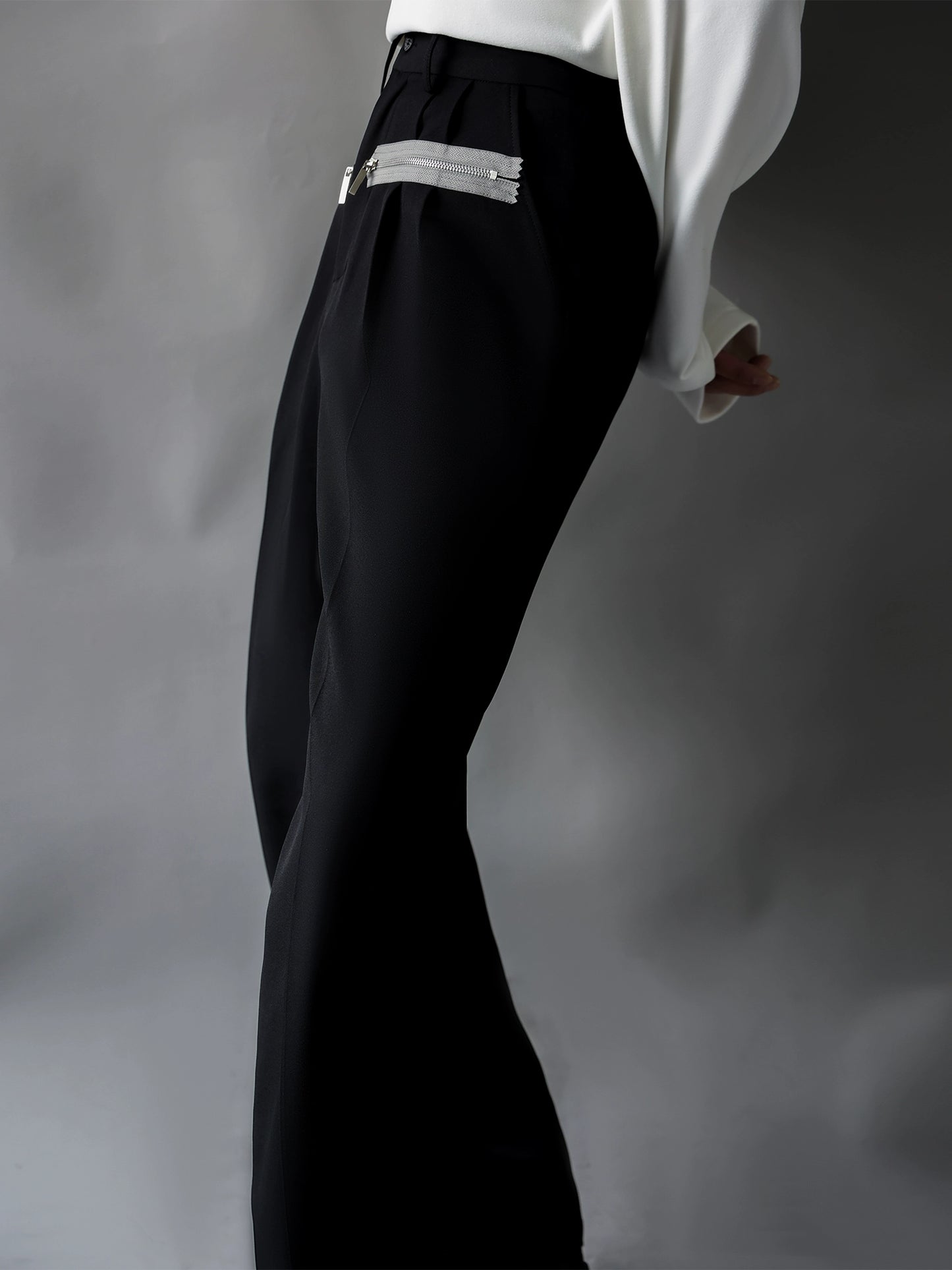 Zipper Detail Straight Tailored Trousers WN11807