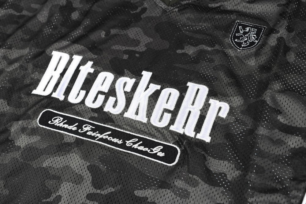 Camouflage Letter Badge Embroidery Contrast Patchwork Oversize Short Sleeve T-Shirt WN27902