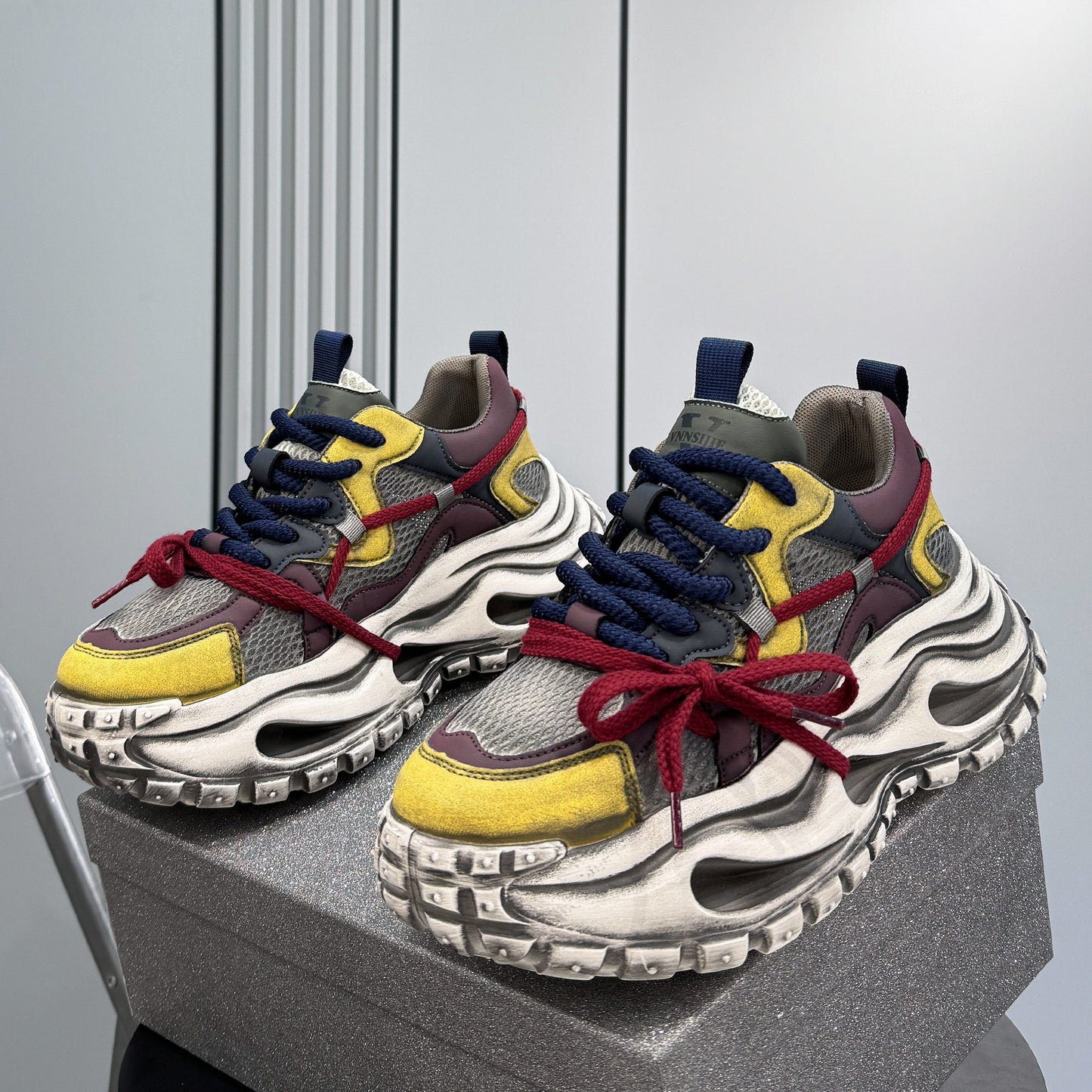 Mesh Panel Air Sole Chunky Sole Sneakers WN24716