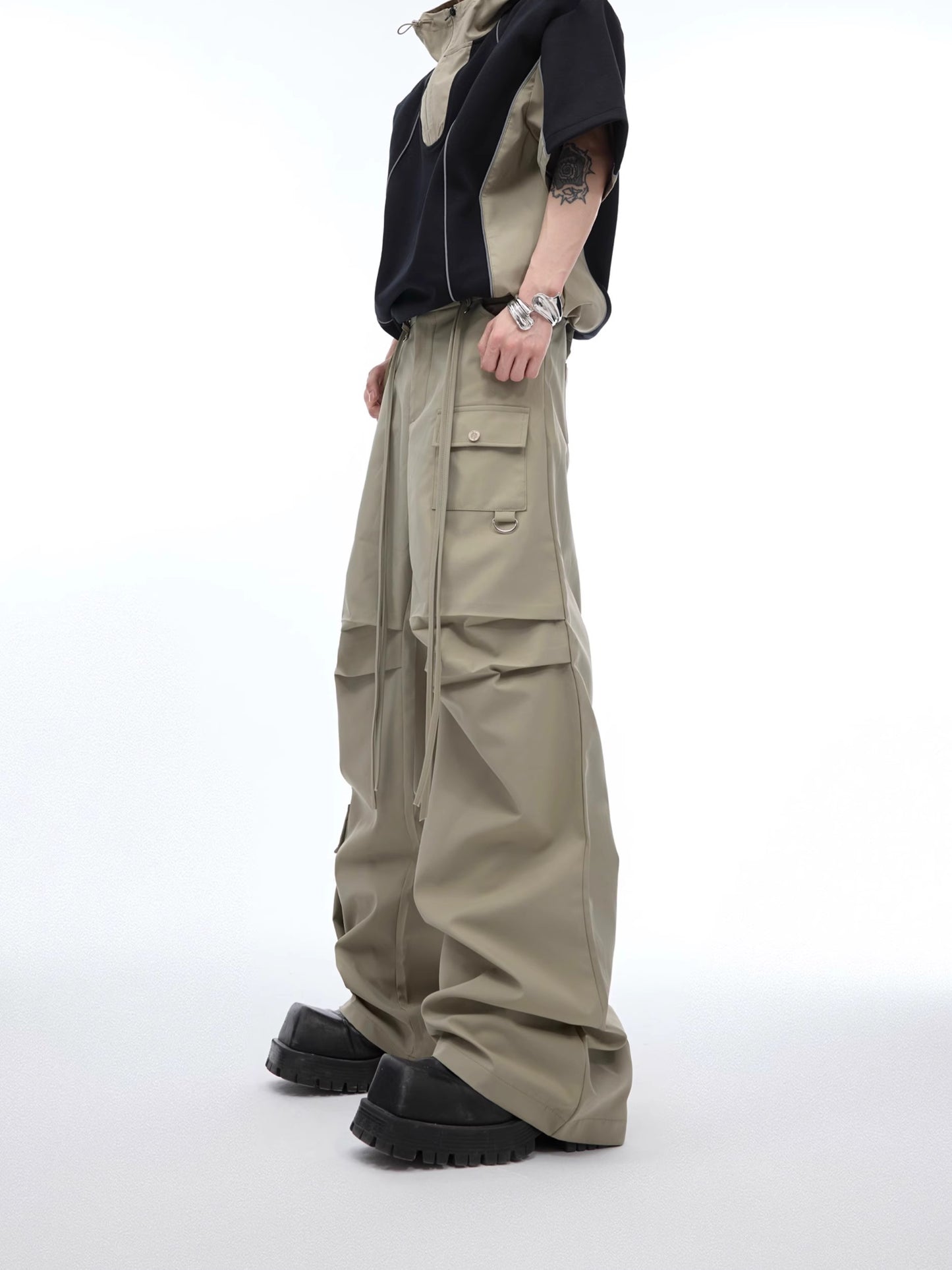 Short Sleeve Hoodie & Wide-Leg Straight Cargo Pants Setup WN6489