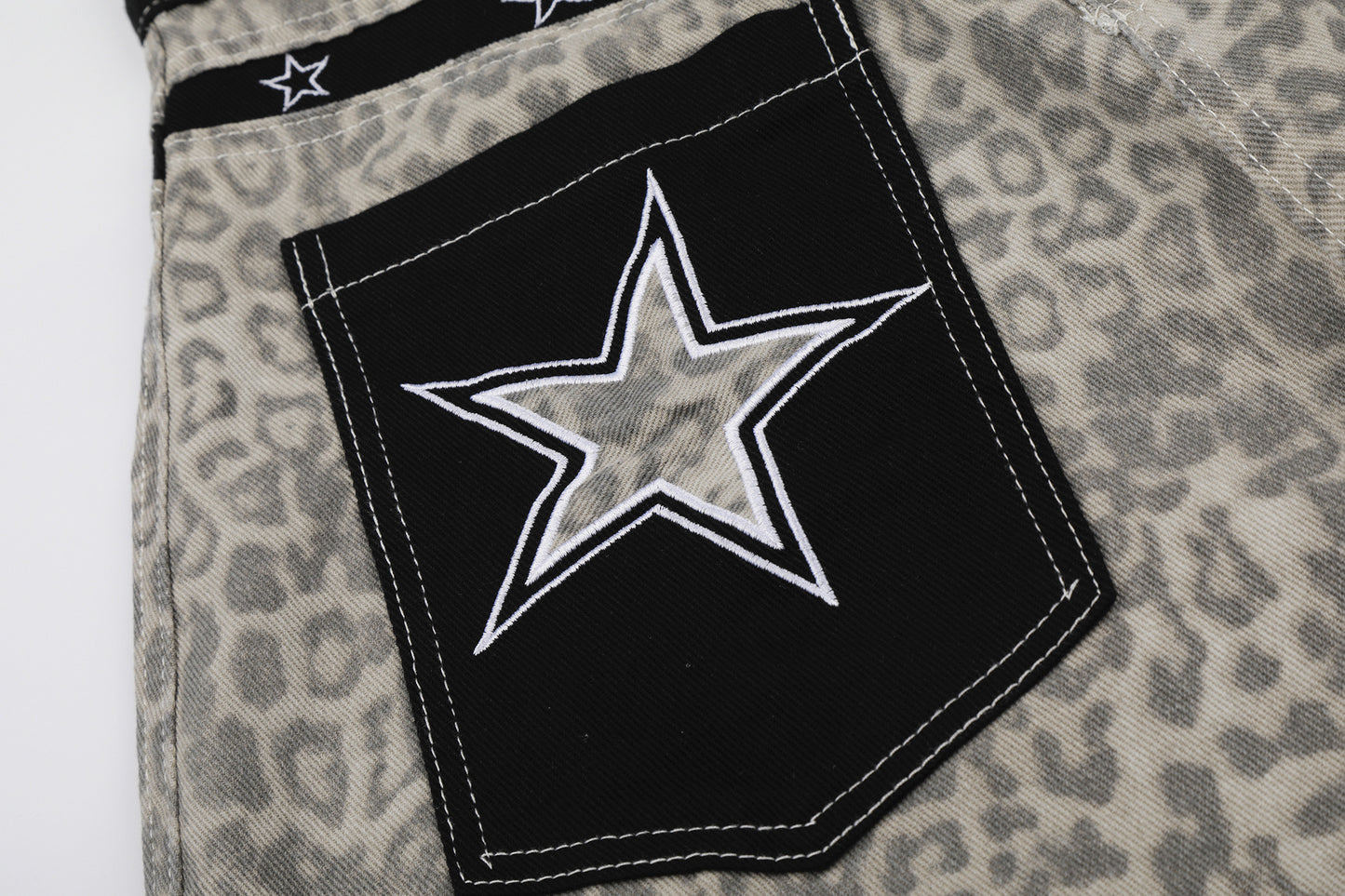 Leopard Star Pocket Half Pants WN25521