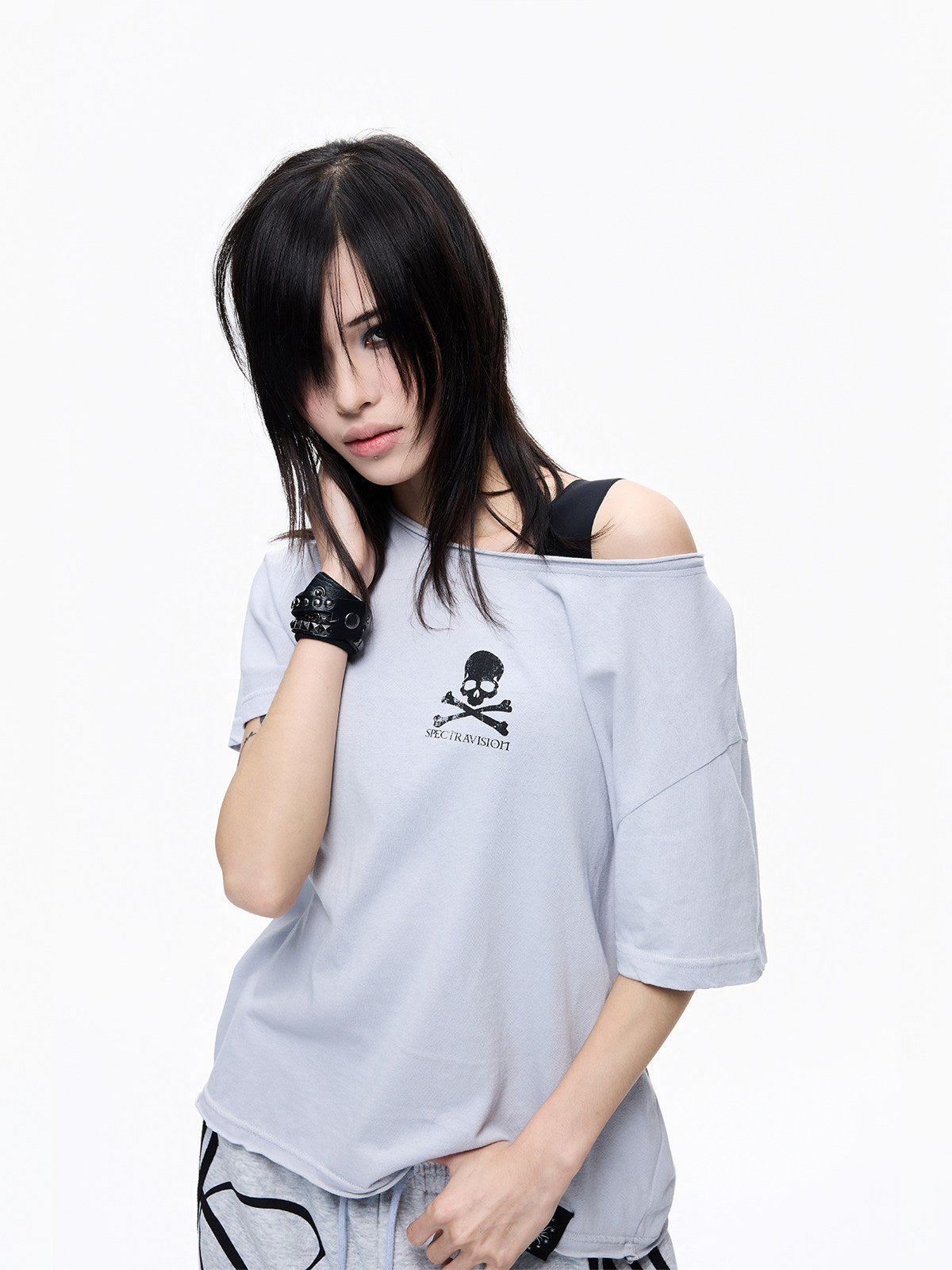 Skull Print Off-Shoulder Fake Layered Short Sleeve T-Shirt WN27279