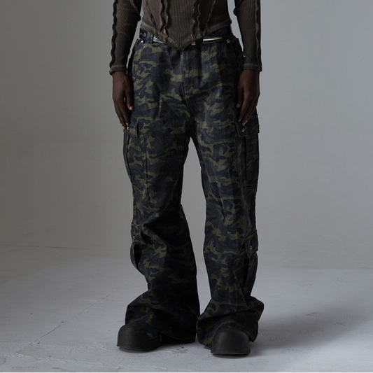 Camouflage Cargo Pocket Wide Leg Denim Jeans WN28009